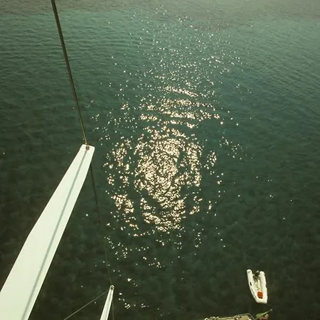 Botel Italo Sailing Yachts