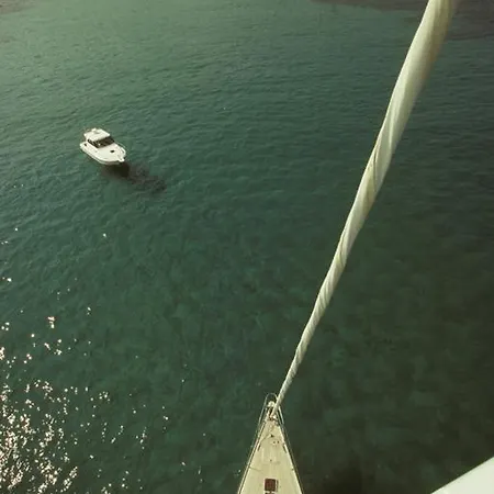 Botel Italo Sailing Yachts